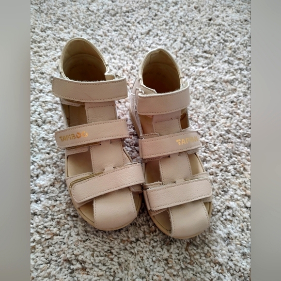 Tapibog Other - Tapibog Orthopedic Kids Sandals Size 30